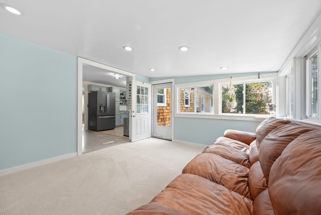 65 Black Oak Road Barnstable, MA 02648 - Photo 16 of 42