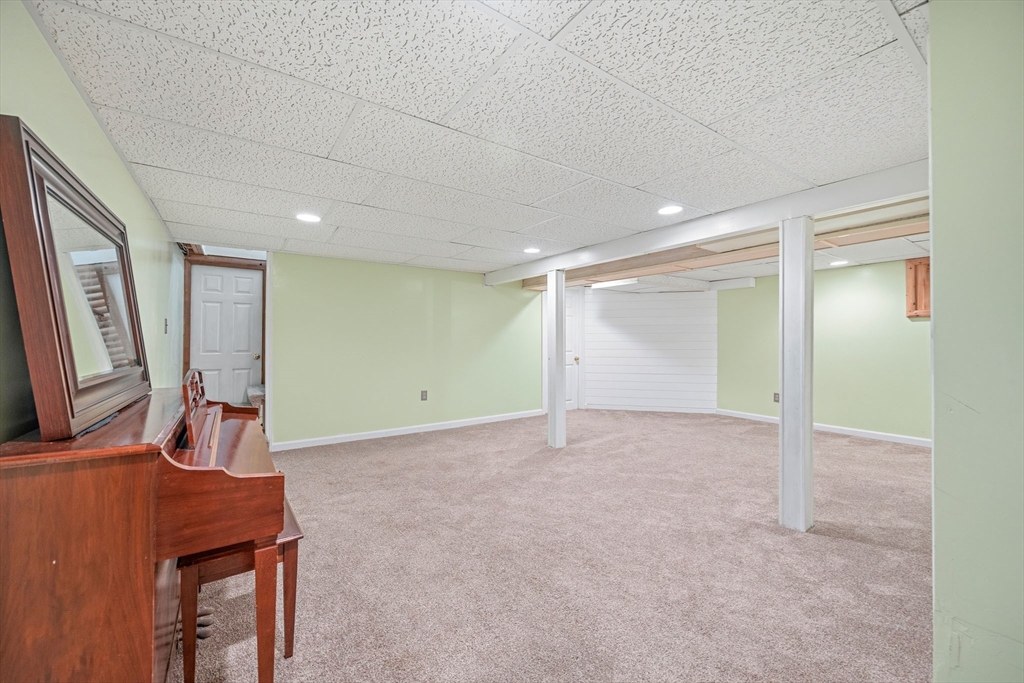 65 Black Oak Road Barnstable, MA 02648 - Photo 27 of 42