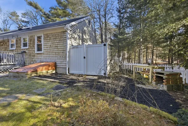 $589,000 | 65 Black Oak Road, Barnstable, MA 02648