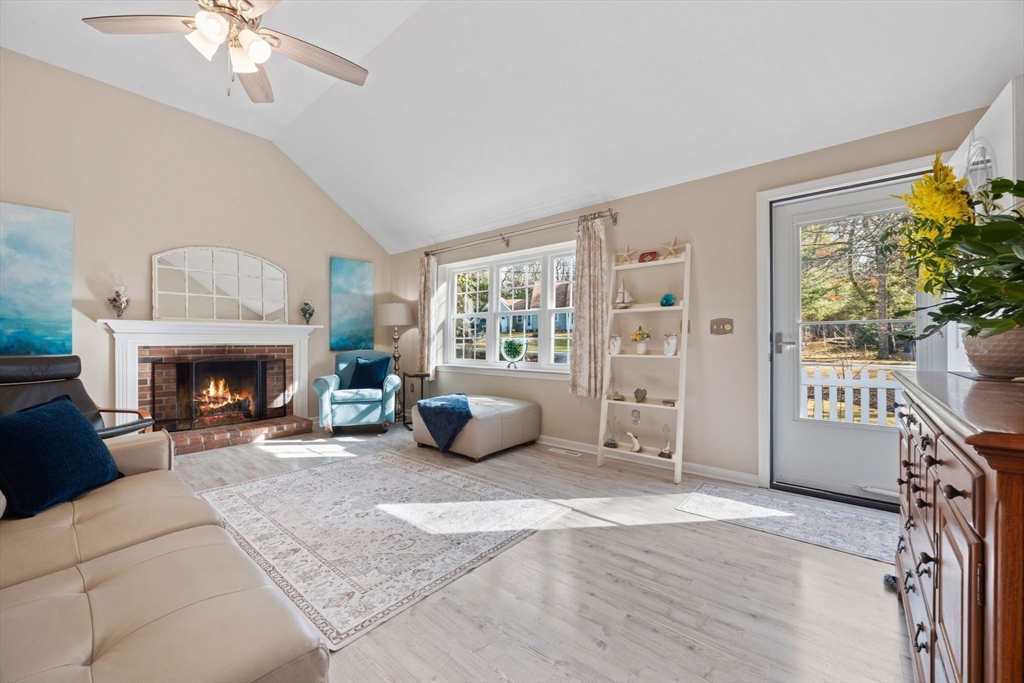 65 Black Oak Road Barnstable, MA 02648 - Photo 6 of 42