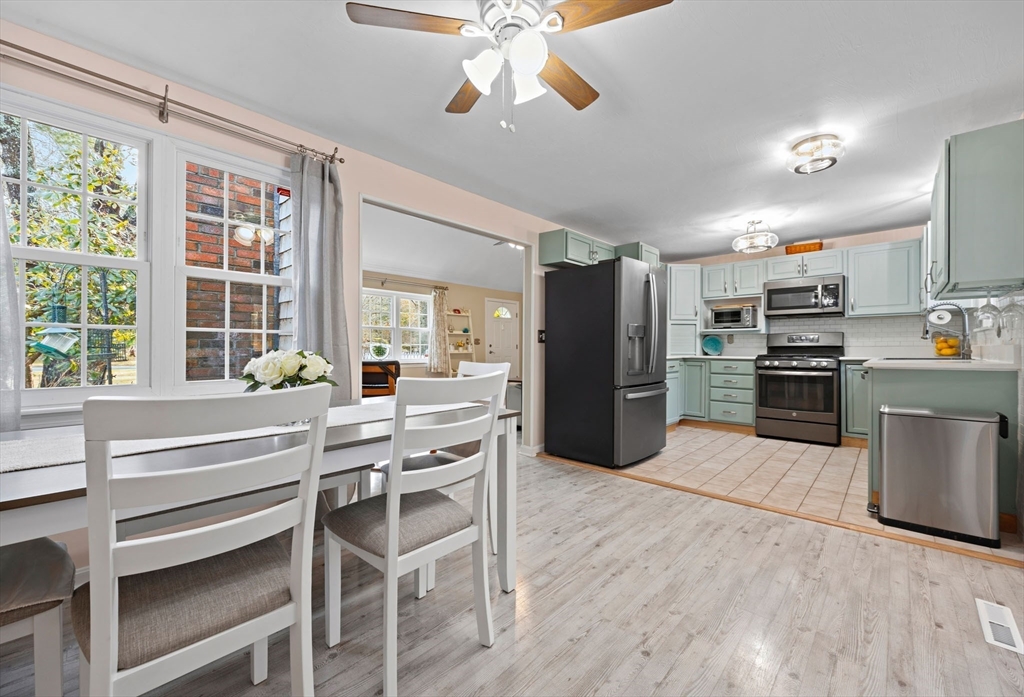 65 Black Oak Road Barnstable, MA 02648 - Photo 9 of 42