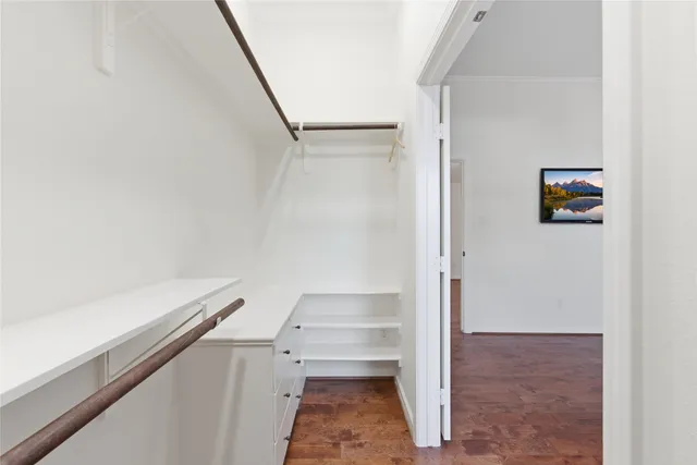 a view of utility room