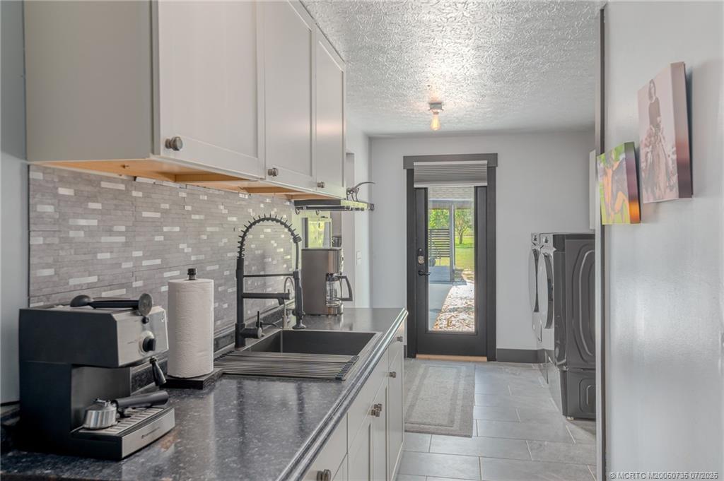 2196 Southwest Ranch Trail Stuart, FL 34997 - Photo 25 of 36 Gallery Image 25