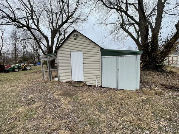 $74,000 | 410 South Oak Avenue, Belle, MO 65013