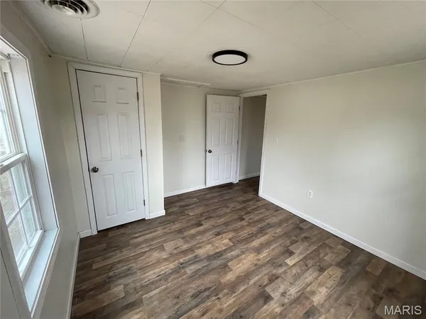 $74,000 | 410 South Oak Avenue, Belle, MO 65013