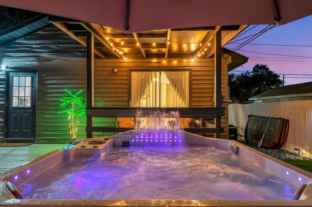 2925 24th Street North St. Petersburg, FL 33713 - Photo 16 of 33 a view of a backyard with a patio