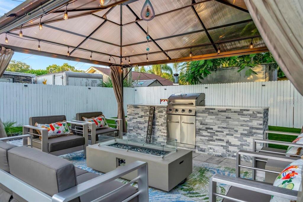 2925 24th Street North St. Petersburg, FL 33713 - Photo 26 of 33 a outdoor living space with patio furniture