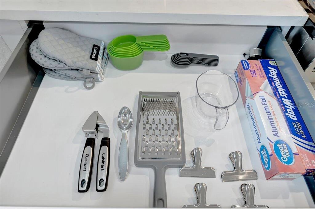 2925 24th Street North St. Petersburg, FL 33713 - Photo 31 of 33 a bathroom with a sink and a mirror