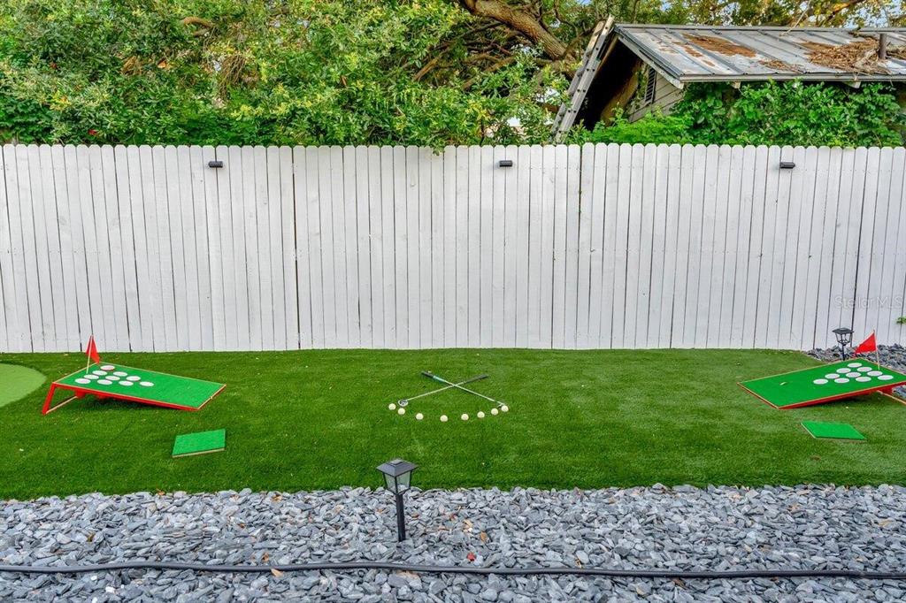 2925 24th Street North St. Petersburg, FL 33713 - Photo 33 of 33 a bird view of a house with a garden