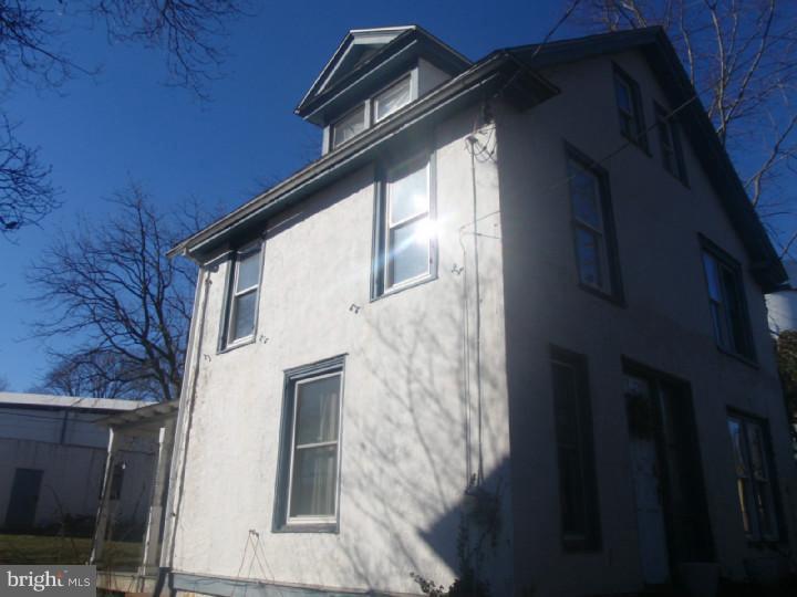 640 North Providence Road Media, PA 19063 - Photo 18 of 23 Exterior Side