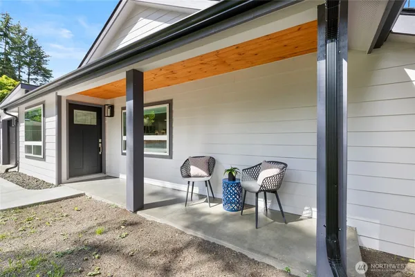 $977,777 | 20103 75th Avenue Northeast, Kenmore, WA 98028