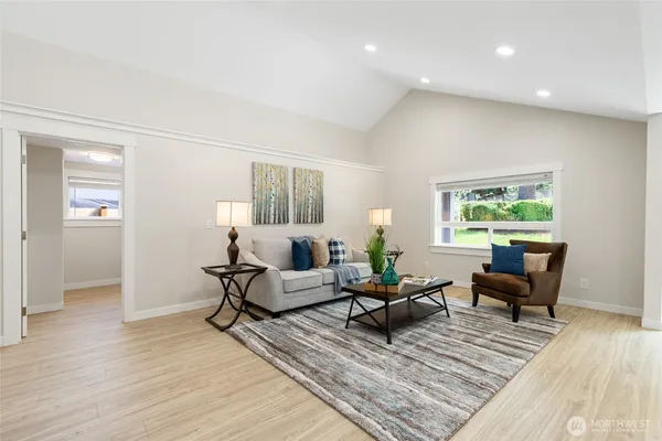 $977,777 | 20103 75th Avenue Northeast, Kenmore, WA 98028