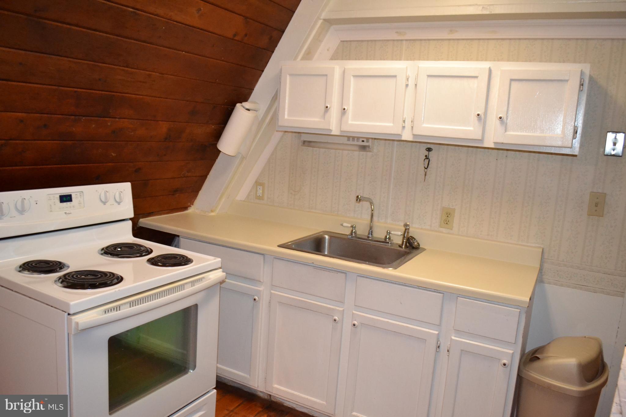 1092 Rimrock Road Lusby, MD 20657 - Photo 5 of 15 Kitchen