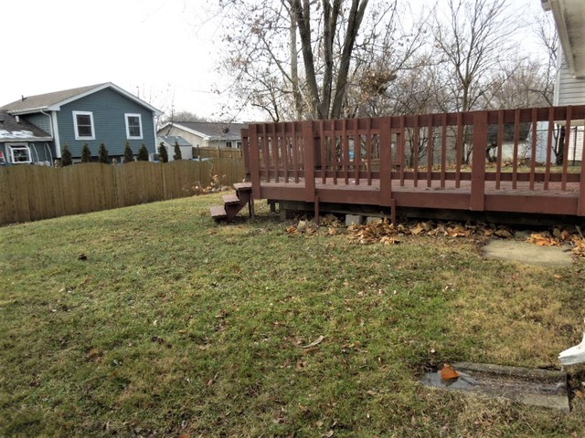 323 Dean Circle Bolingbrook, IL 60440 - Photo 2 of 9