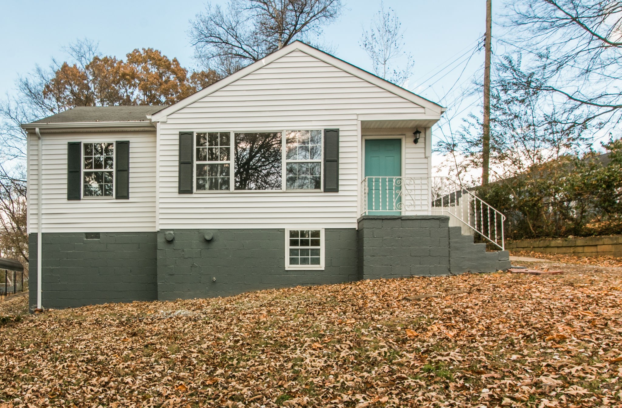713 Ridgecrest Drive Clarksville, TN 37040 - Photo 1 of 28 Gallery Image 1