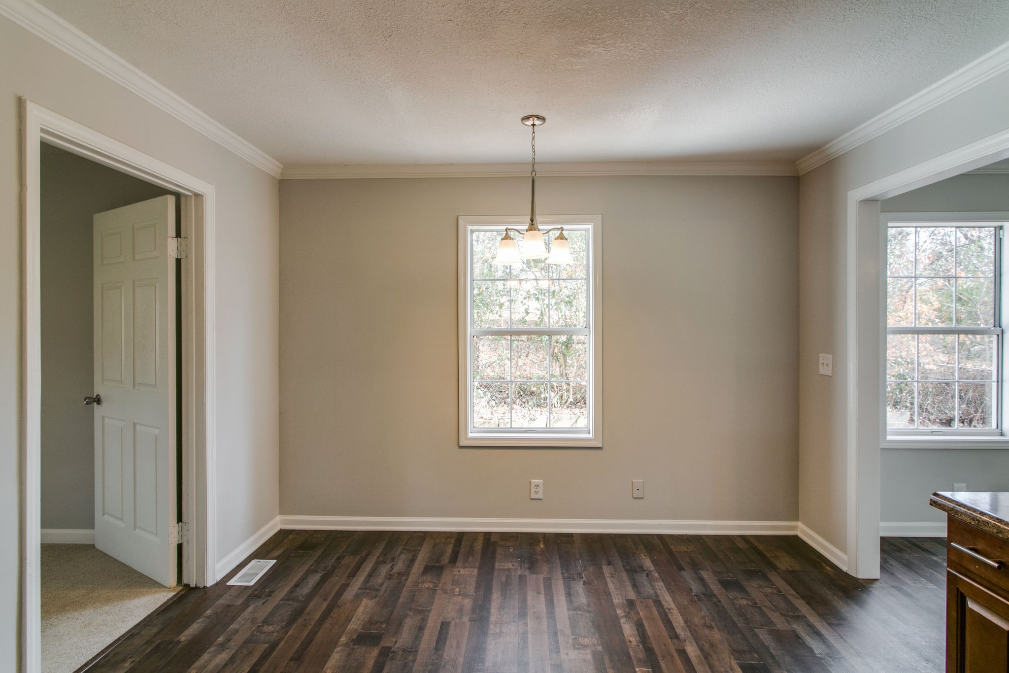 713 Ridgecrest Drive Clarksville, TN 37040 - Photo 11 of 28 Gallery Image 11