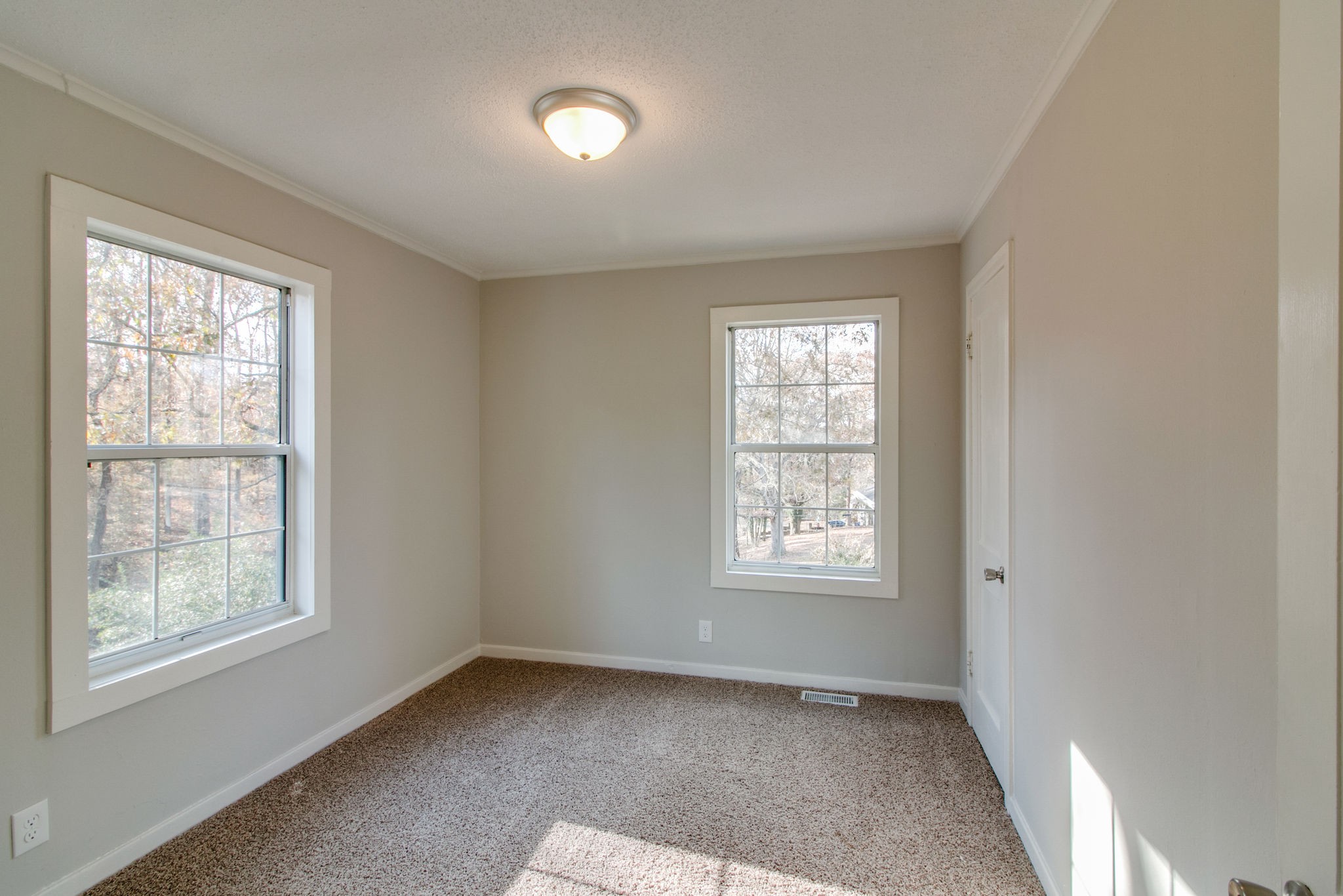 713 Ridgecrest Drive Clarksville, TN 37040 - Photo 17 of 28 Gallery Image 17