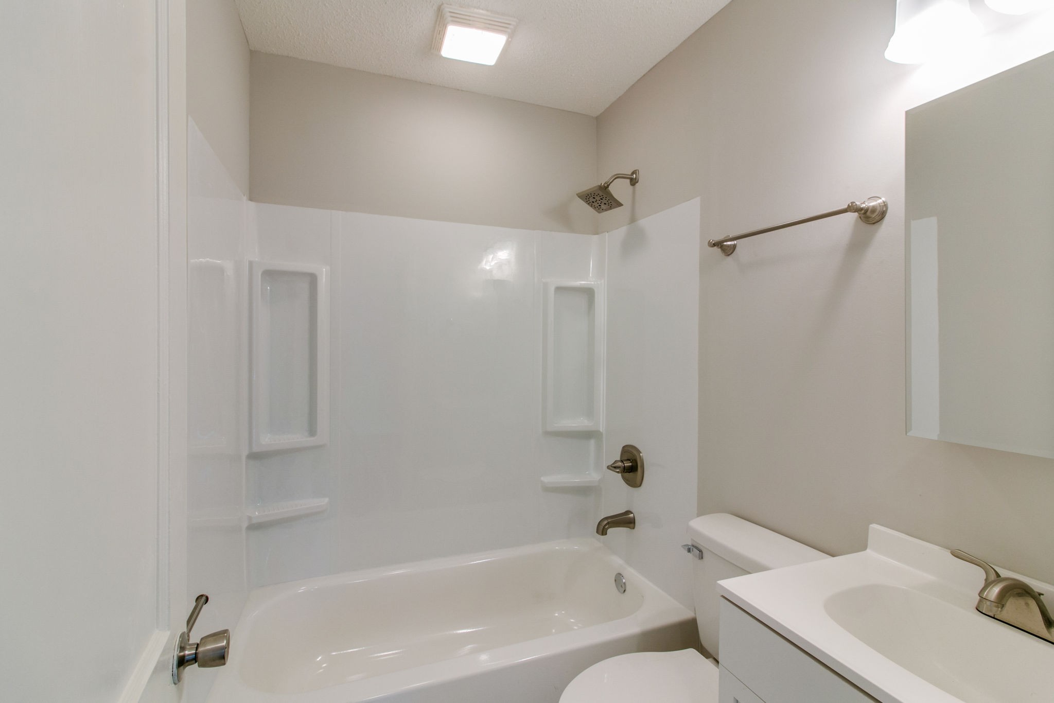 713 Ridgecrest Drive Clarksville, TN 37040 - Photo 19 of 28 Gallery Image 19