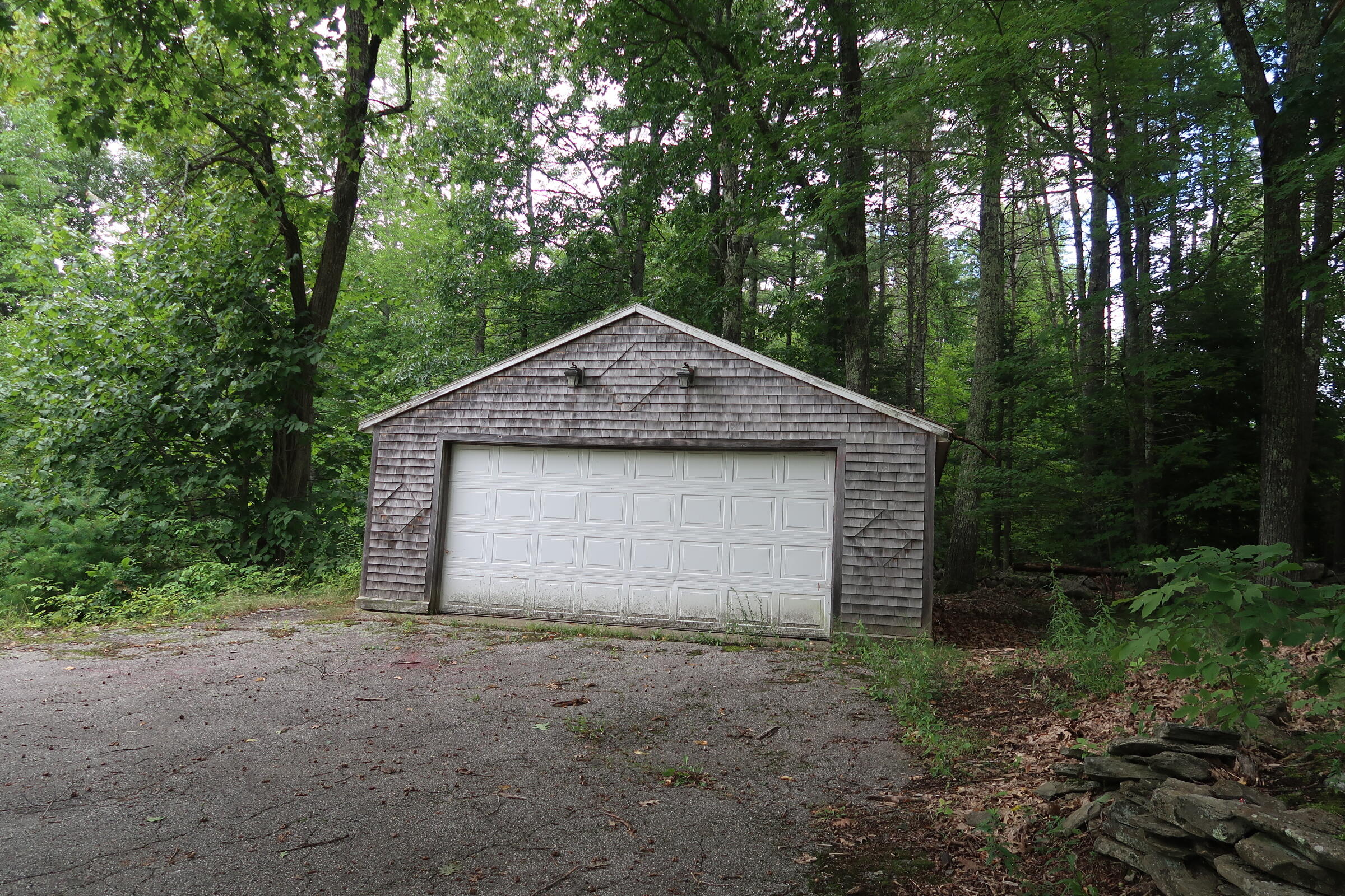 550 Whitefield Road Pittston, ME 04345 - Photo 3 of 45 IMG_8106