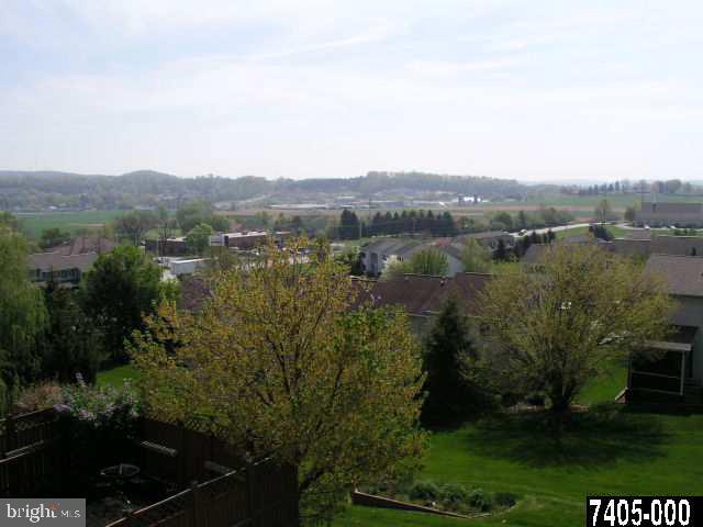 170 Robin Road York, PA 17404 - Photo 17 of 18 Gallery Image 17