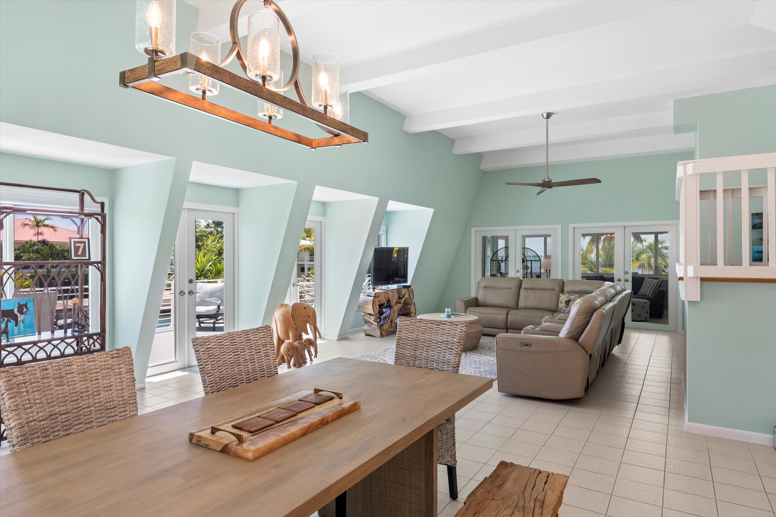 680 Cruikshank Lane Summerland Key, FL 33042 - Photo 17 of 101 a living room with furniture