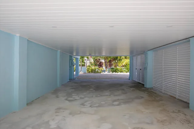 $2,800,000 | 680 Cruikshank Lane, Summerland Key, FL 33042