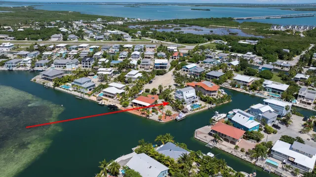 $2,800,000 | 680 Cruikshank Lane, Summerland Key, FL 33042