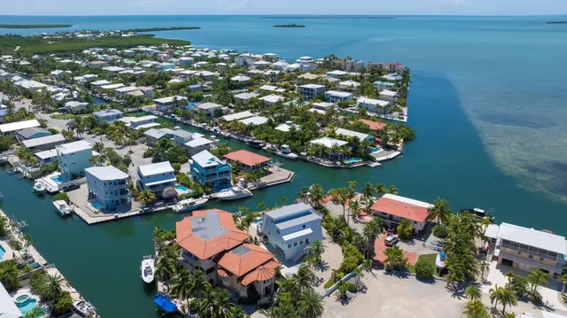 $2,800,000 | 680 Cruikshank Lane, Summerland Key, FL 33042