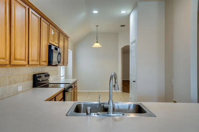 $1,900 | 5137 Bayridge Court, Fort Worth, TX 76179