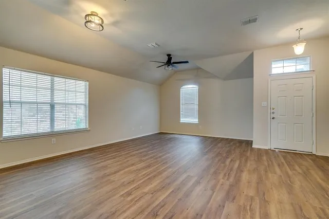 $1,900 | 5137 Bayridge Court, Fort Worth, TX 76179