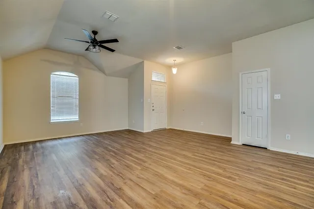 $1,900 | 5137 Bayridge Court, Fort Worth, TX 76179