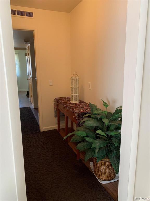 33110 Fraser Avenue Fraser, MI 48026 - Photo 17 of 19