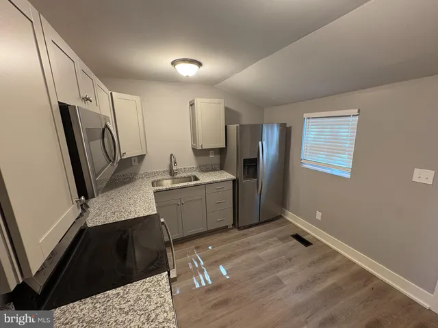 $3,012 | 1224 Green Street, Norristown, PA 19401