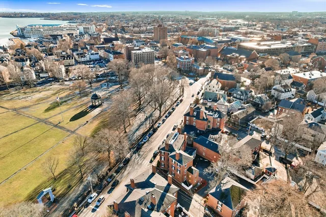 $899,900 | 31 Washington Square, Unit 3, Salem, MA 01970