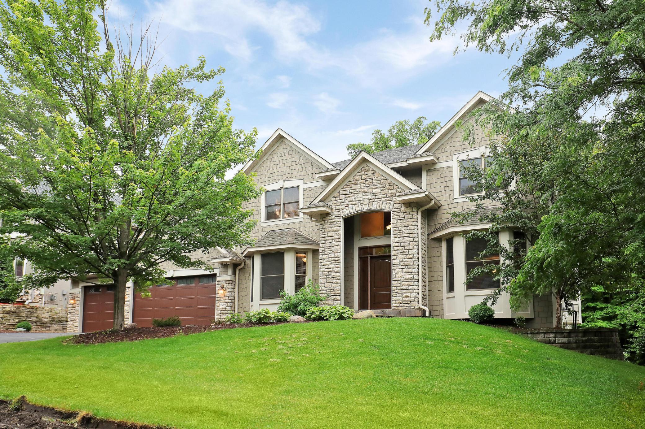 7569 Blackoaks Ln North