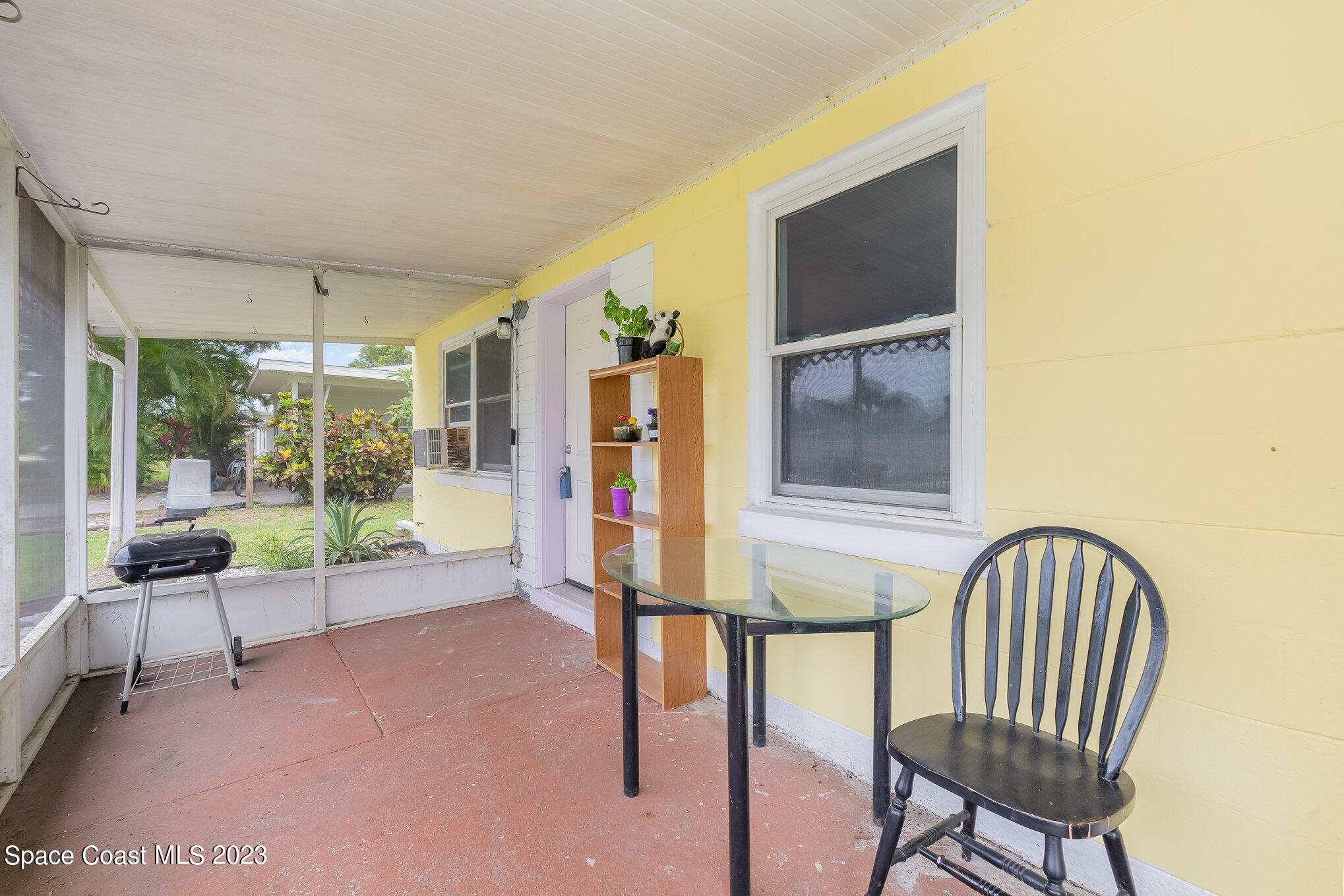 109 Cherry Street Melbourne, FL 32901 - Photo 14 of 31 a view of an chairs in the room