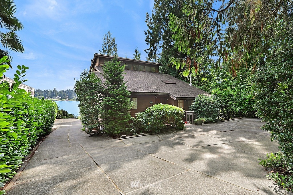 3450 Evergreen Point Road Medina, WA 98039 - Photo 2 of 23