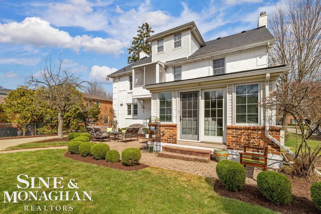 1037 Yorkshire Road Grosse Pointe, MI 48230 - Photo 26 of 35 50202310-d05b719f-14c4-48fc-96e3-a4f0ef23cd17.JPG