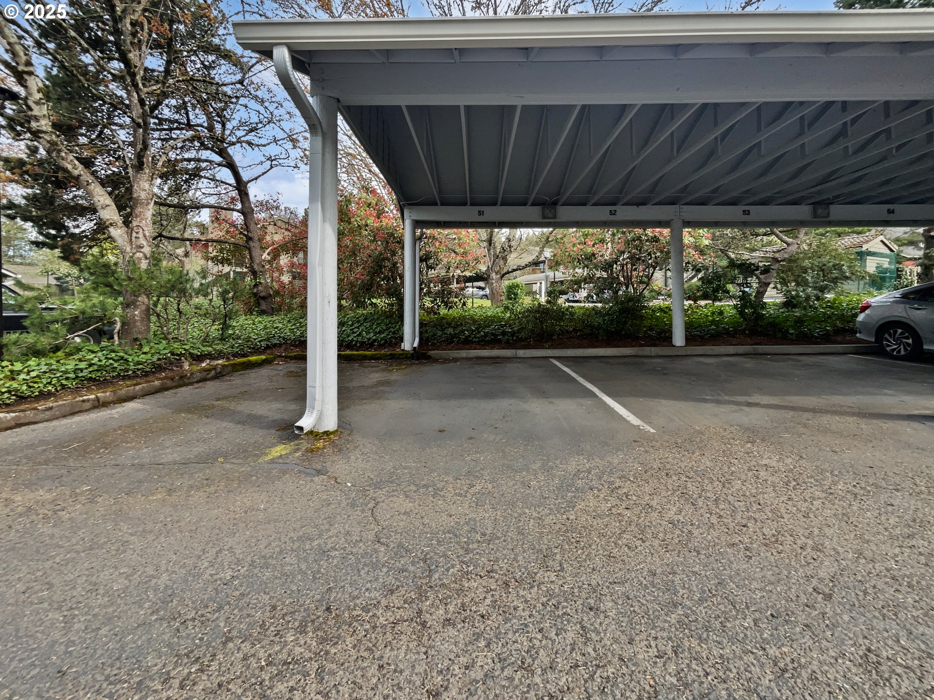 86 Kingsgate Road, Unit F103 Lake Oswego, OR 97035 - Photo 17 of 19 Gallery Image 17