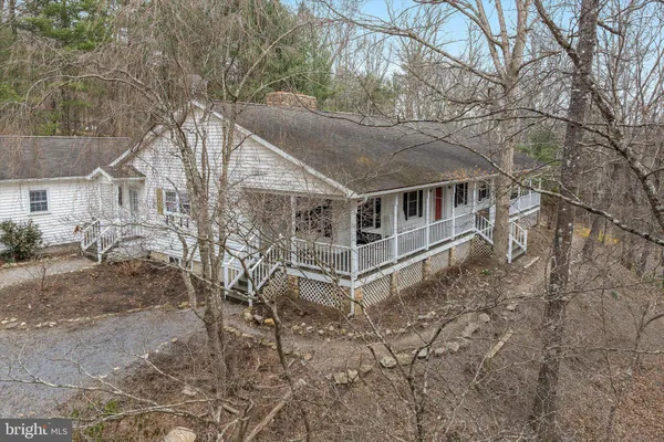 $549,000 | 232 Oakmont Estates Drive, Franklin, WV 26807