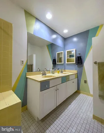 $549,000 | 232 Oakmont Estates Drive, Franklin, WV 26807