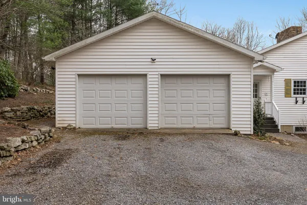 $549,000 | 232 Oakmont Estates Drive, Franklin, WV 26807