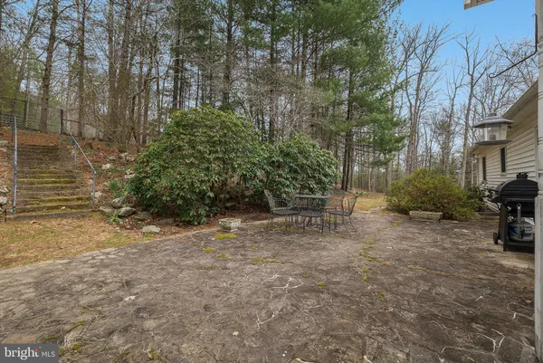 $549,000 | 232 Oakmont Estates Drive, Franklin, WV 26807