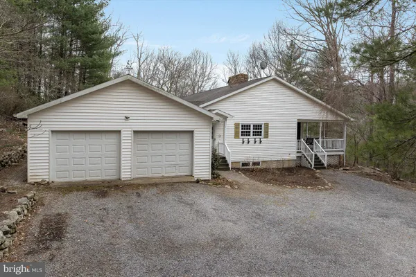 $549,000 | 232 Oakmont Estates Drive, Franklin, WV 26807