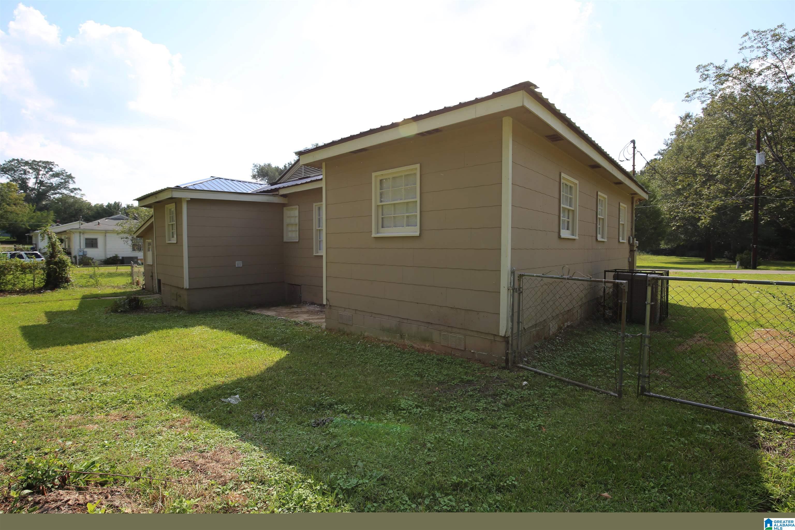 107 Beta Street Bessemer, AL 35023 - Photo 4 of 39