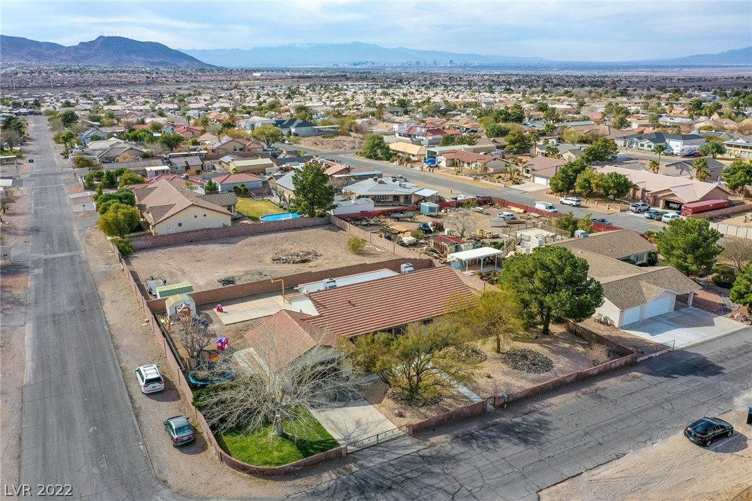 2231 Thoroughbred Road Henderson, NV 89002 - Photo 39 of 42 Gallery Image 39