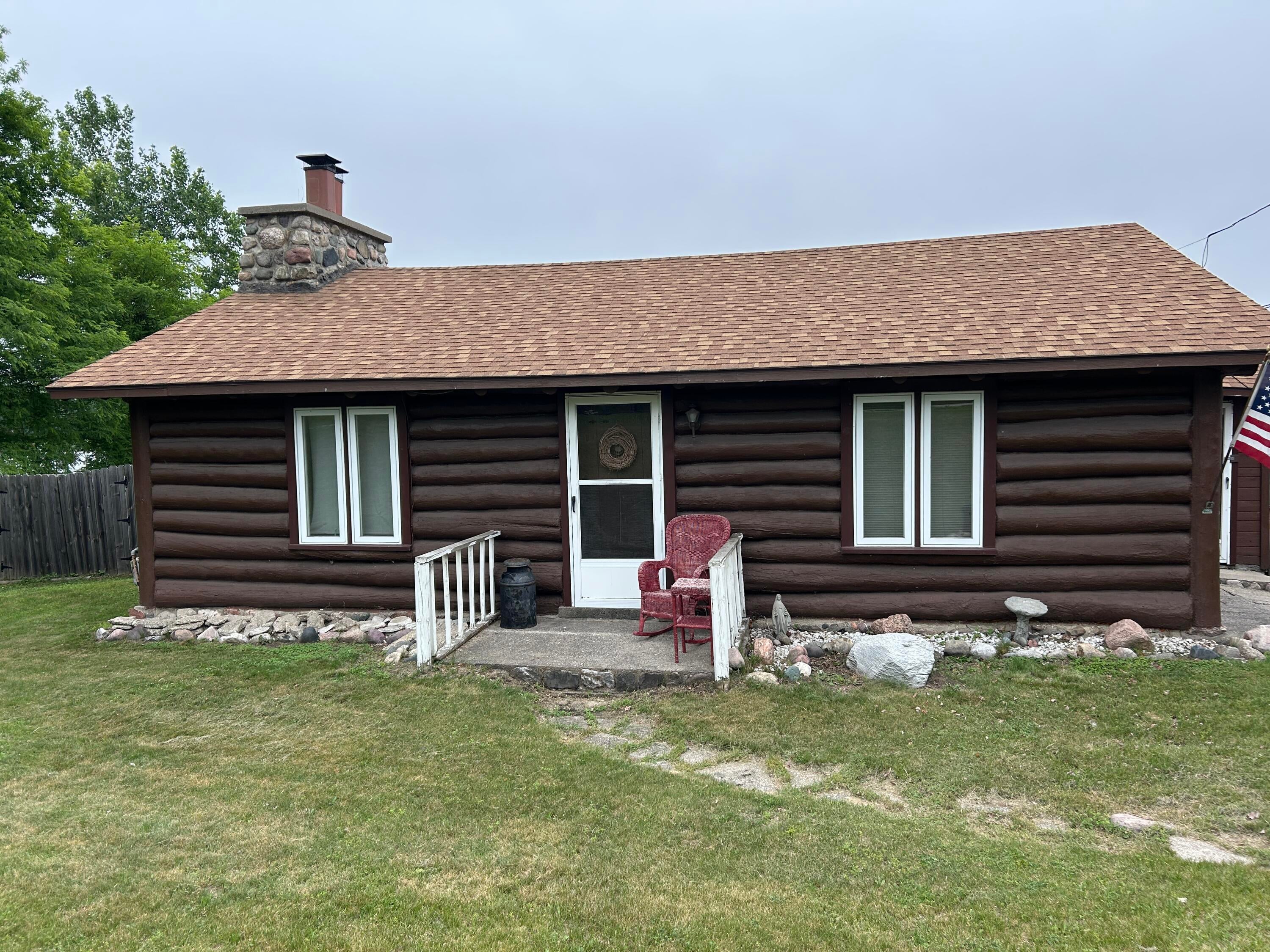410 West Traverse Bay State Road Lincoln, MI 48742 - Photo 1 of 38 Front exterior