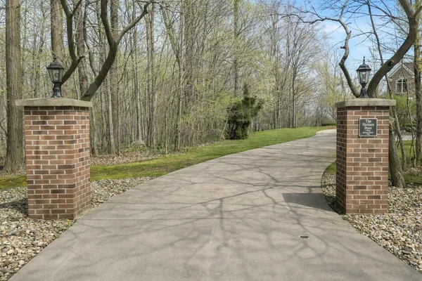 $1,050,000 | 4915 Stockbridge Drive, St. Joseph, MI 49085