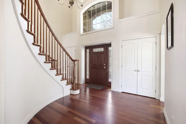 $1,050,000 | 4915 Stockbridge Drive, St. Joseph, MI 49085