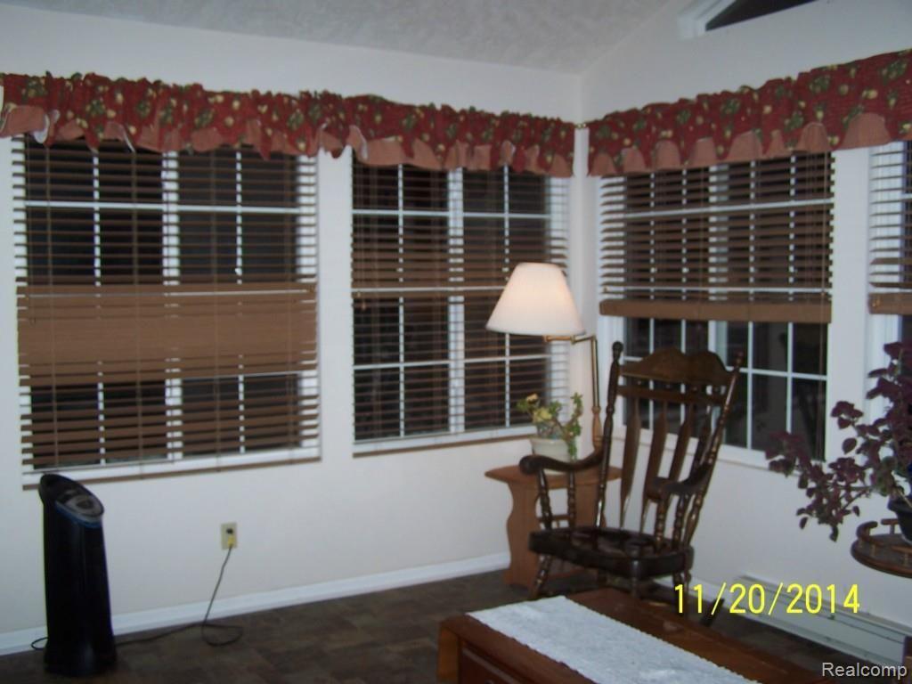 12920 Tophith Road Grass Lake, MI 49240 - Photo 17 of 22 SUN ROOM